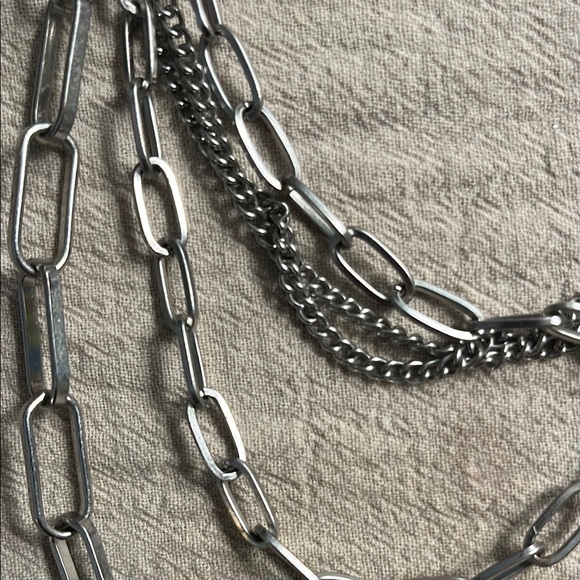 Women’s Silver Chain Layered Necklace - Picture 6 of 7